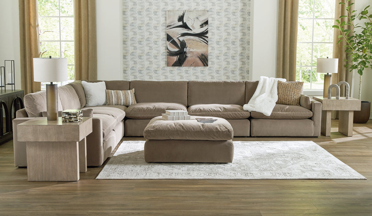 Sophie Sectional