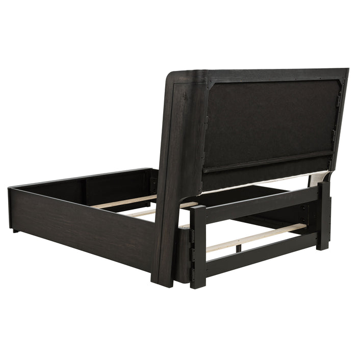 Leandro Bedroom Set