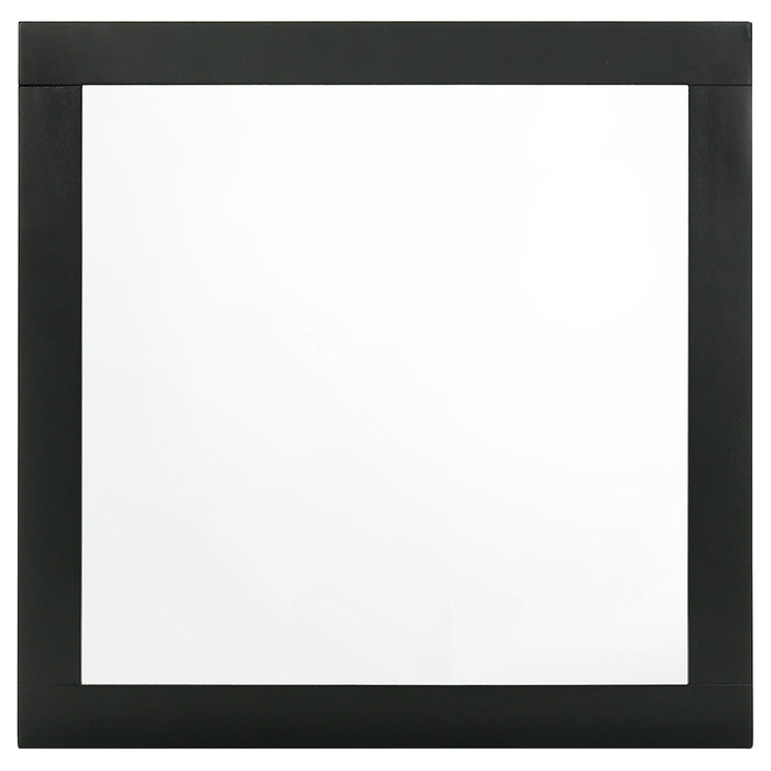 Caraway 4 Pc & Pc E.King, Cal.King, & Queen Bedroom Set Black & White