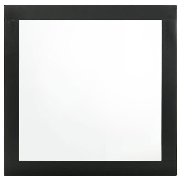 Caraway 4 Pc & Pc E.King, Cal.King, & Queen Bedroom Set Black & White