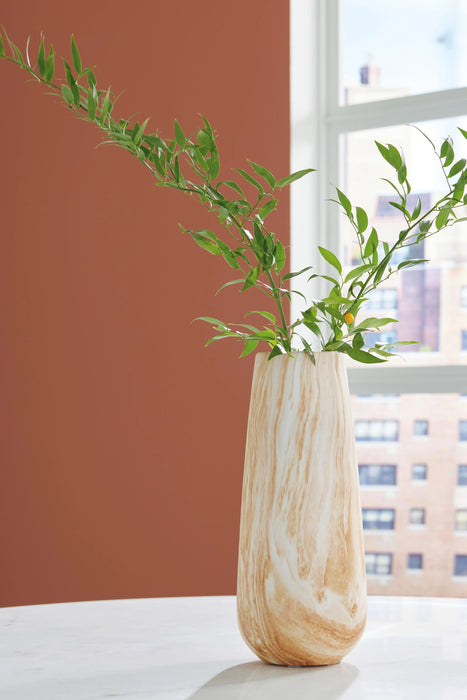 Cammen Vase
